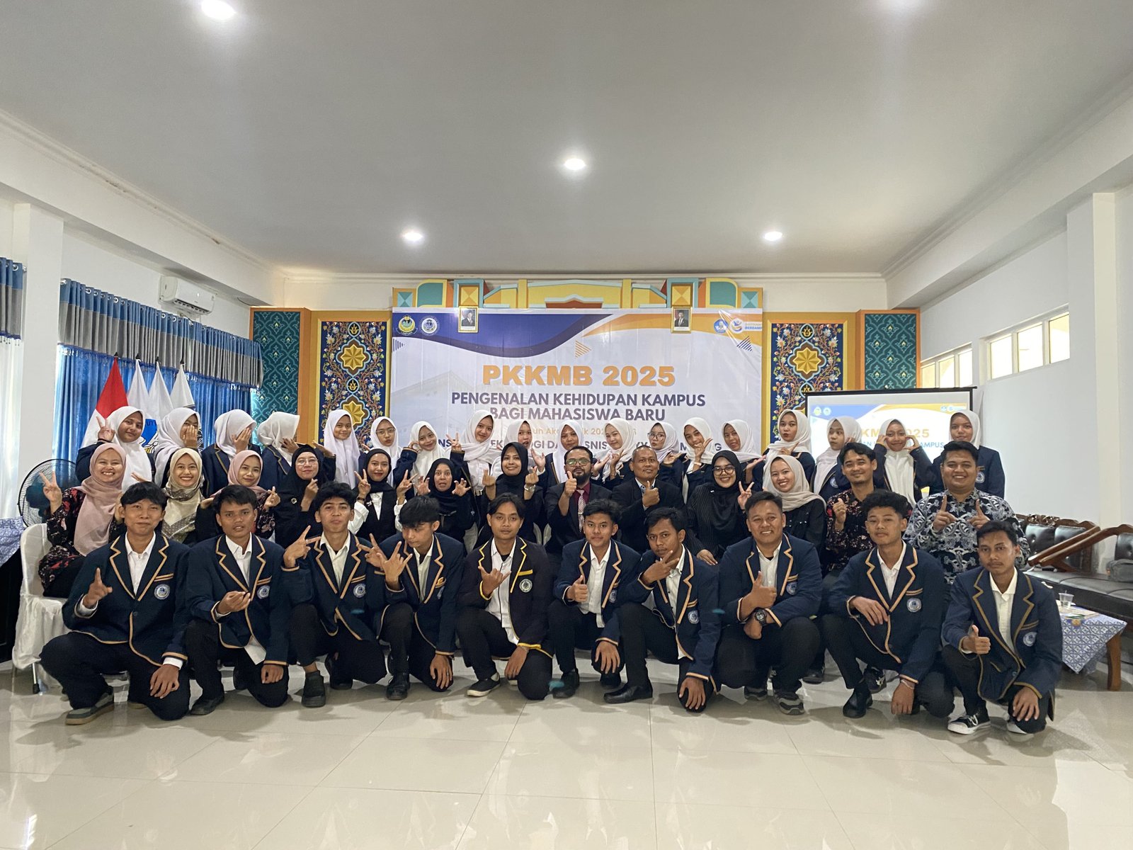 Tak Sekadar Orientasi, PKKMB 2025 INSTIDLA Jadi Gerbang Menuju Generasi Emas!