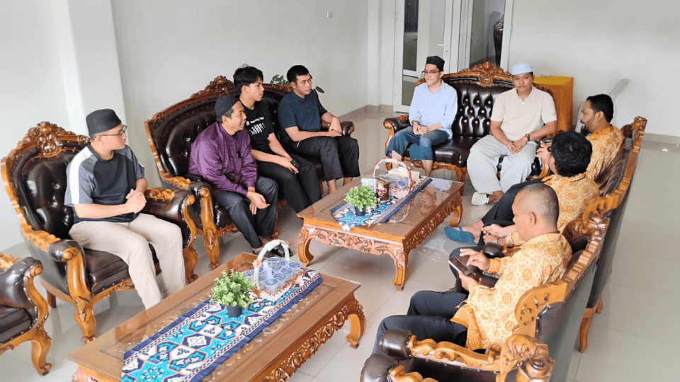 Kunjungan Singkat, Dua Mahasiswa Vietnam Putuskan Kuliah di INSTIDLA
